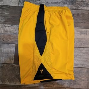 Nike - Kobe - Mamba - Basketball - Shorts - XL